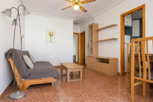 Casa o chalet independiente en Calle Lagunas de Ruidera, Zona Lago - Los Almendros, Orihuela thumbnail 2