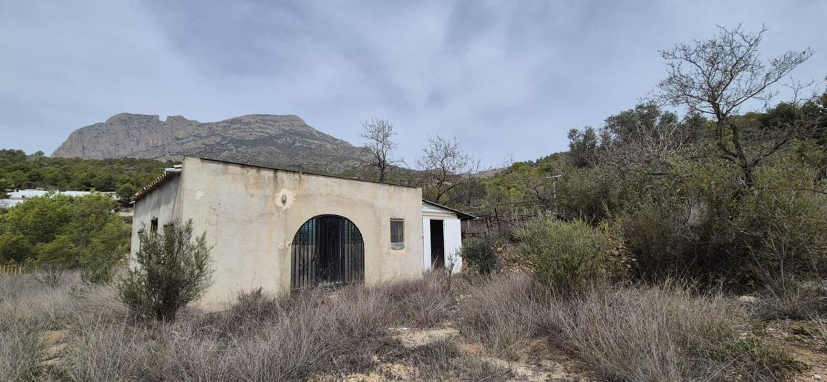 Venta de finca rústica en  Finca rústica en Finestrat Pueblo, Finestrat , Finestrat photo 2