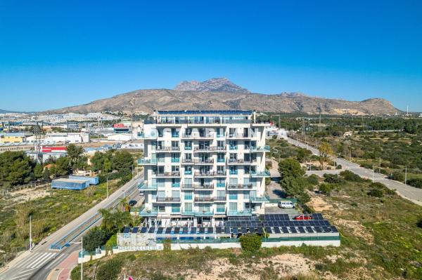 Venta de piso en Piso en Calle Benimantell, Cala de Finestrat, Finestrat, Finestrat
photo 1