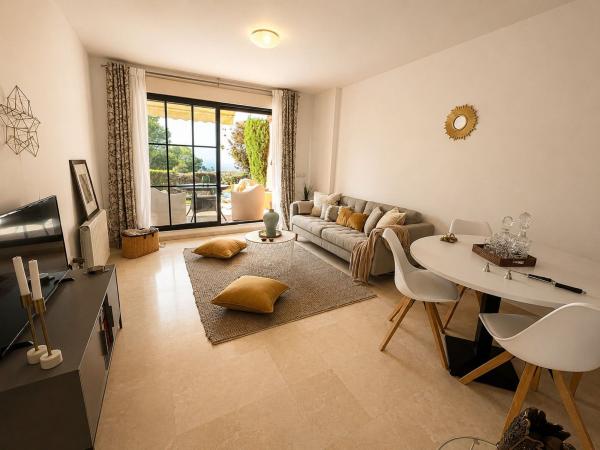 Venta de piso en Piso en Calle Viena, Golf Bahía, Finestrat, Finestrat
thumbnail 1