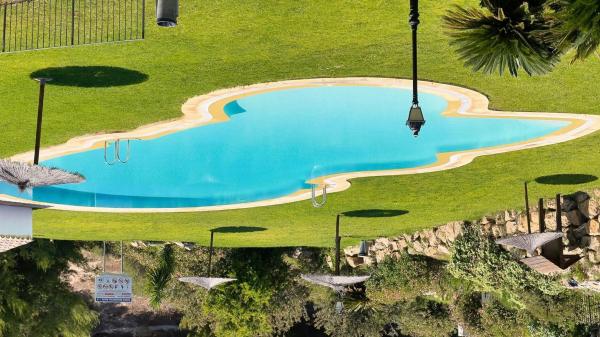 Chalet adosado en Calle Isla Mallorca, Golf Bahía, Finestrat thumbnail 1