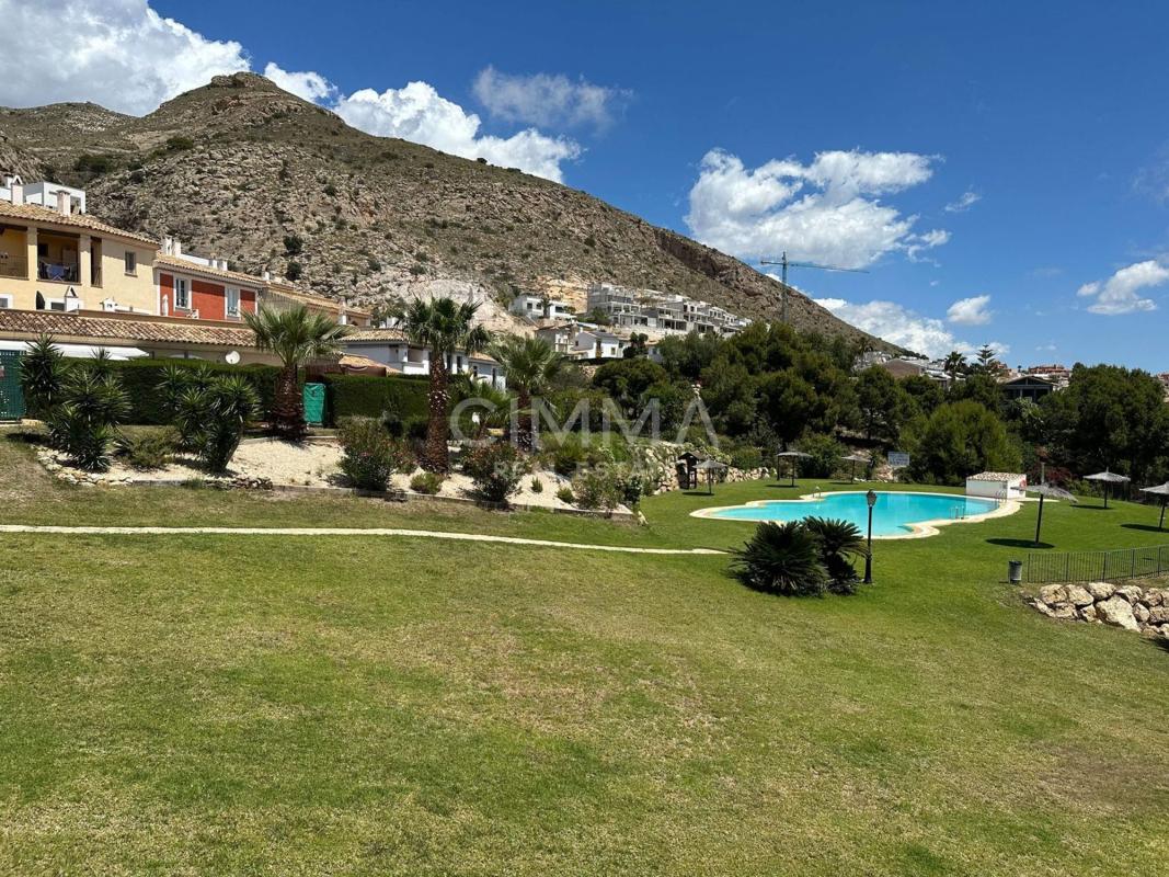 Properties for sale and rent in Spain photo 2
