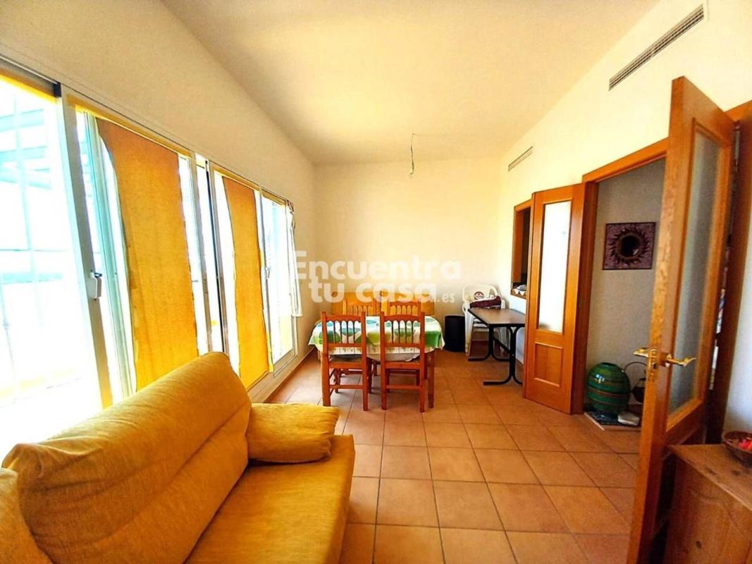 Properties for sale and rent in Spain photo 4