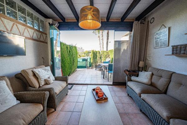 Chalet adosado en Calle Berlin, Golf Bahía, Finestrat thumbnail 1