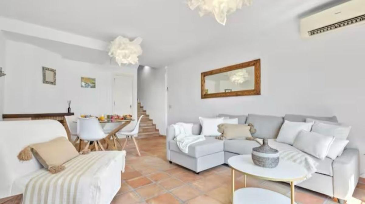 Properties for sale and rent in Spain photo 5