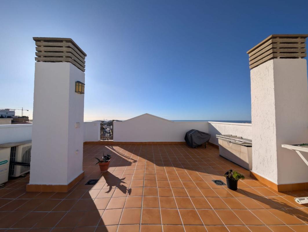 Properties for sale and rent in Spain photo 4
