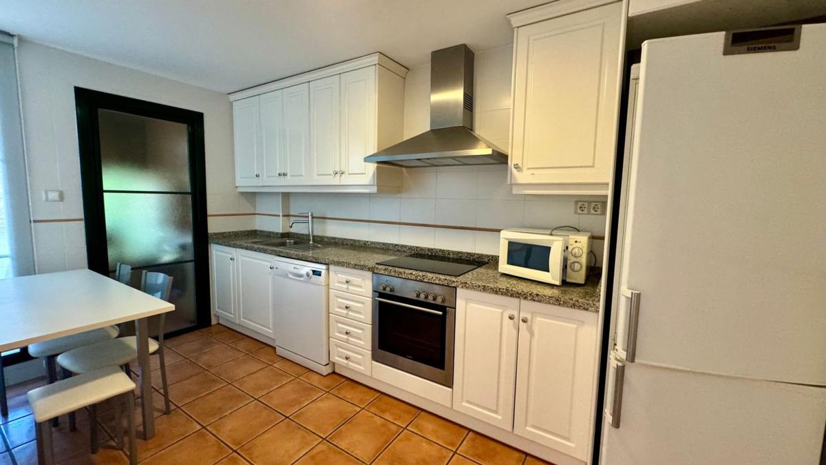 Properties for sale and rent in Spain photo 4