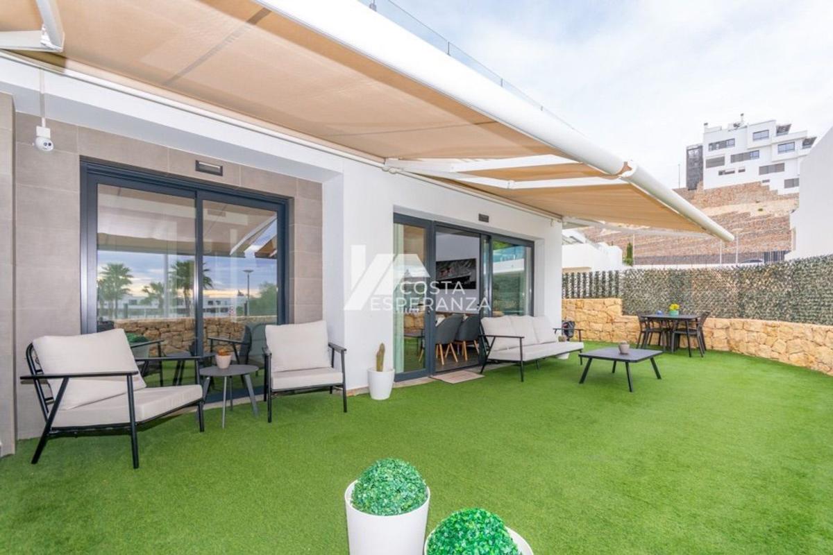 Продажа квартиры на Piso en Calle de Colombia, Balcón de Finestrat-Terra Marina, Finestrat, Финестрат
photo 2