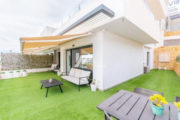 Продажа квартиры на Piso en Calle de Colombia, Balcón de Finestrat-Terra Marina, Finestrat, Финестрат
thumbnail 2