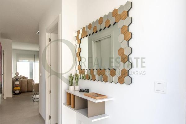 Продажа квартиры на Piso en Calle d'Equador, Balcón de Finestrat-Terra Marina, Finestrat, Финестрат
 photo 2