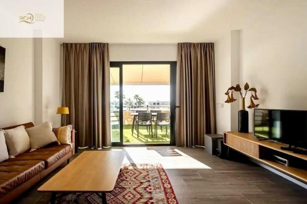Продажа квартиры на Piso en Calle de Colombia, Balcón de Finestrat-Terra Marina, Finestrat, Финестрат
 photo 1