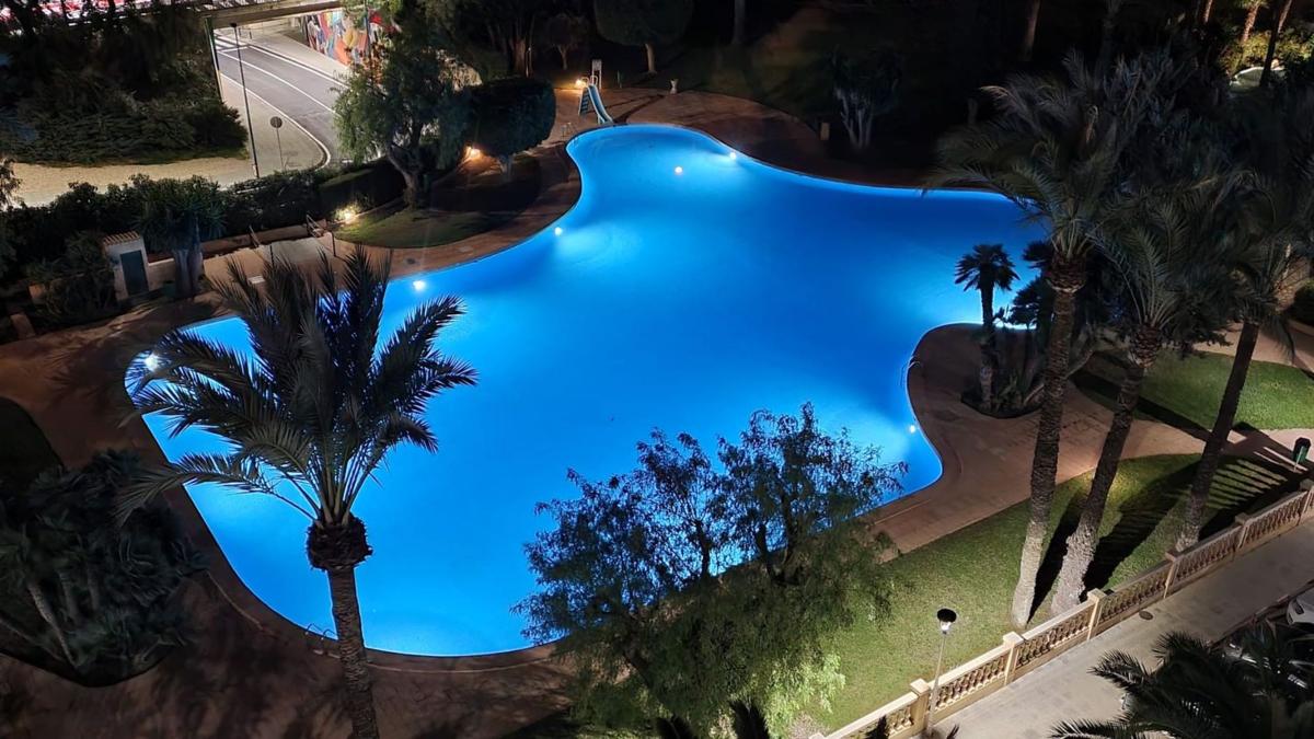Venta de piso en Piso en Avenida de la Marina Baixa, Cala de Finestrat, Finestrat, Finestrat
 photo 4