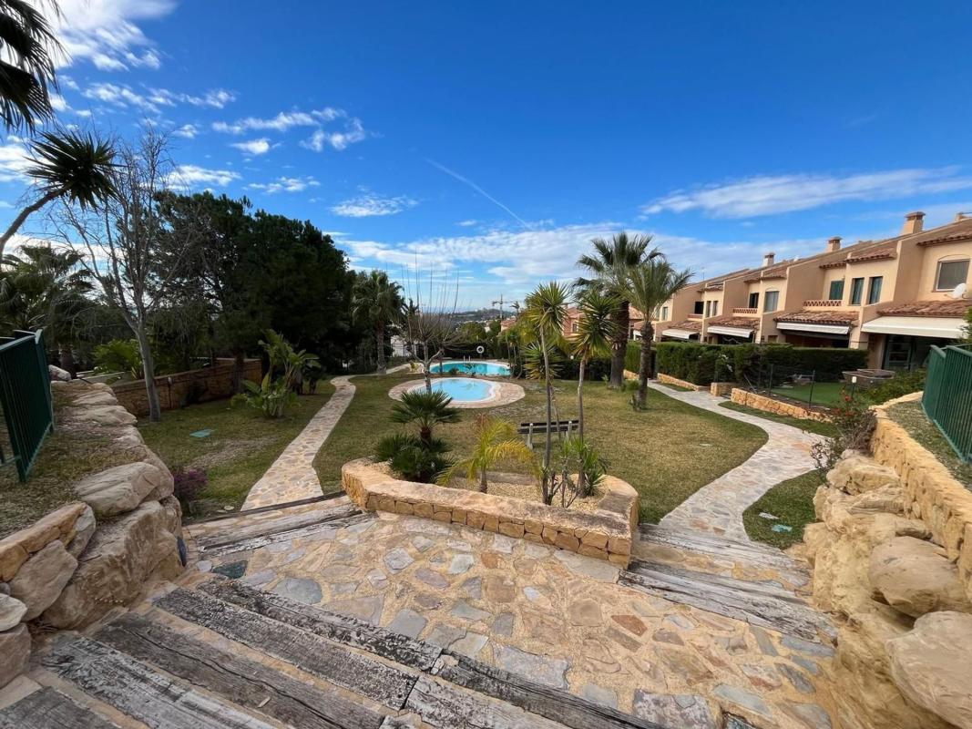 Properties for sale and rent in Spain photo 2