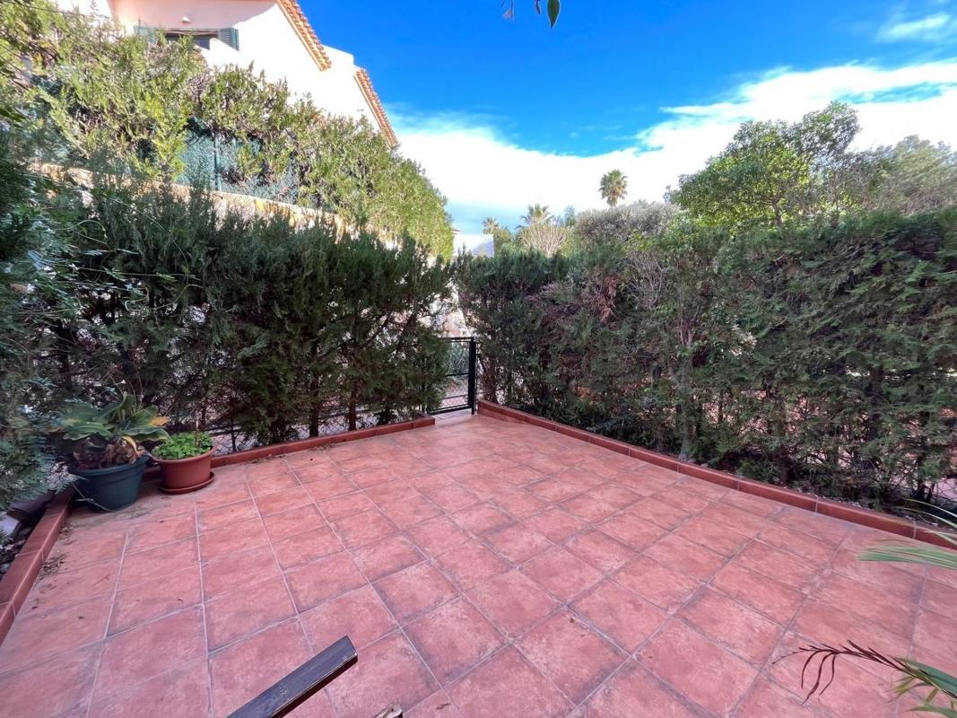 Properties for sale and rent in Spain photo 4