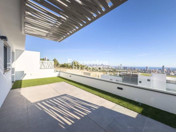Продажа квартиры на Piso en Calle d'Uruguai, Balcón de Finestrat-Terra Marina, Finestrat, Финестрат
 photo 1