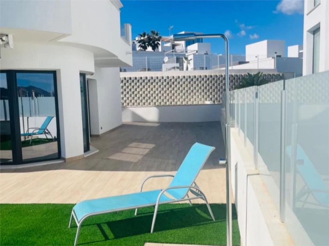 Properties for sale and rent in Spain photo 4