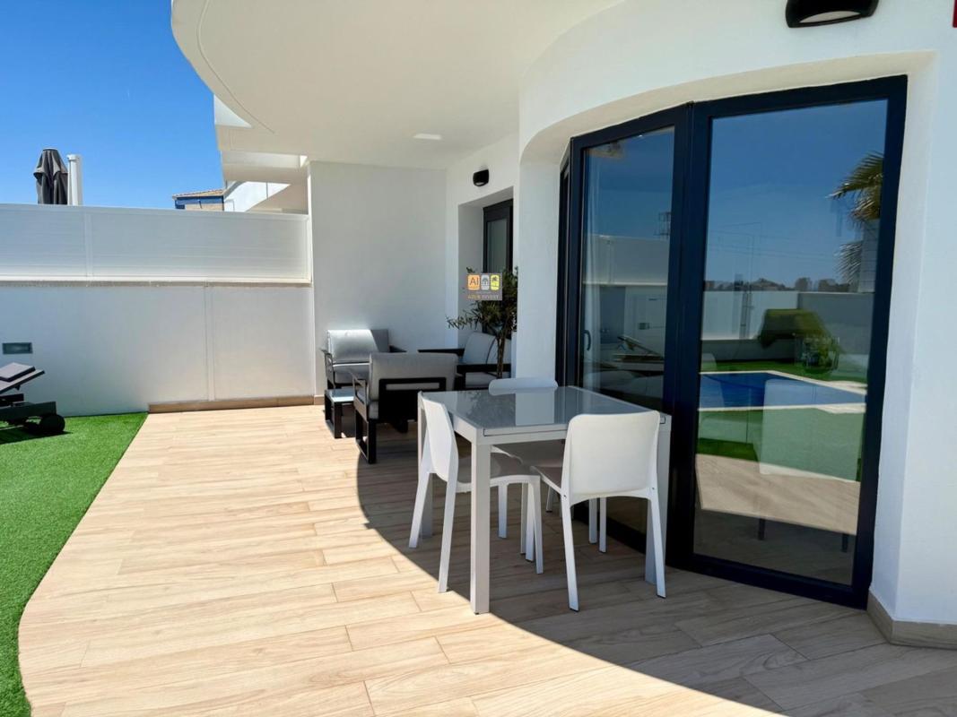Properties for sale and rent in Spain photo 3