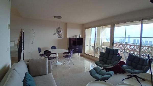 Duplex en venta en Dúplex en Calle Berlin, Golf Bahía, Finestrat, Finestrat photo 1