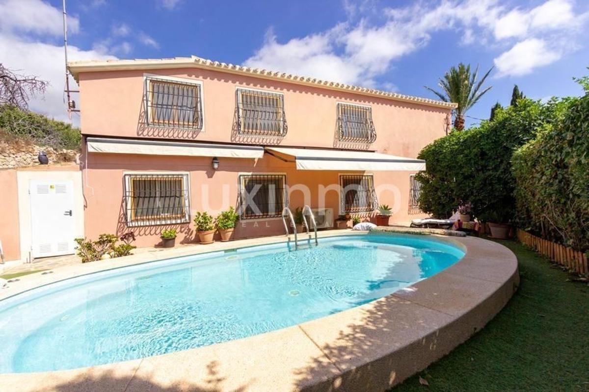 Properties for sale and rent in Spain photo 5