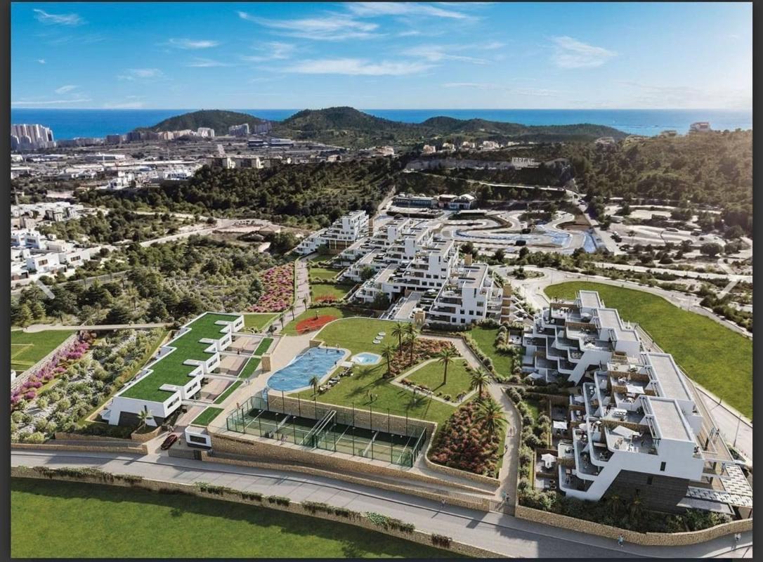 Venta de piso en Piso en Calle de Nicaragua, 1, Balcón de Finestrat-Terra Marina, Finestrat, Finestrat
photo 3