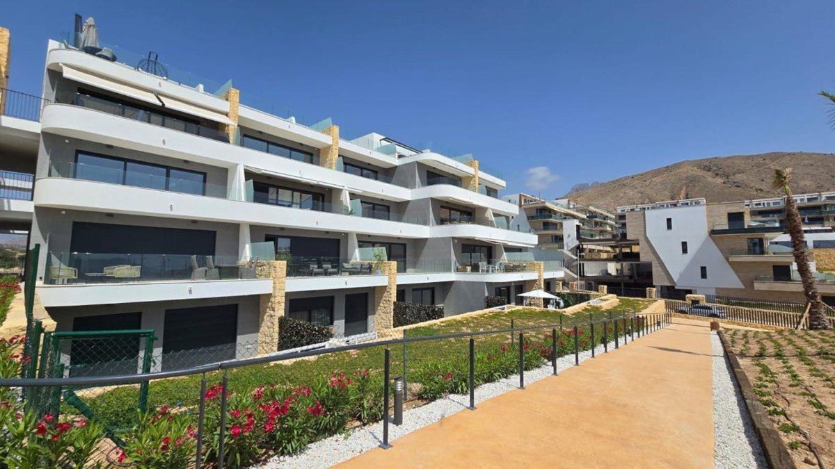 Venta de piso en Piso en Calle de Nicaragua, 1, Balcón de Finestrat-Terra Marina, Finestrat, Finestrat
photo 5
