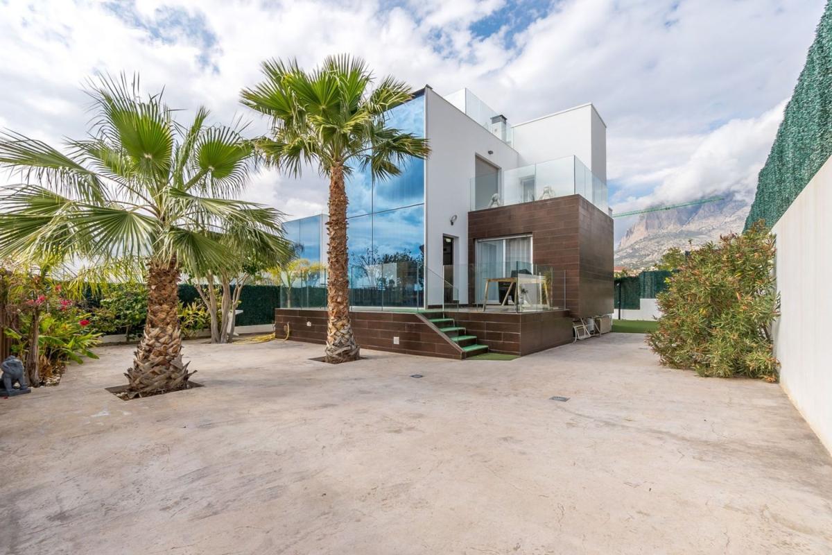 Sale of independent chalet in Casa o chalet en Balcón de Finestrat-Terra Marina, Finestrat, Finestrat
photo 1