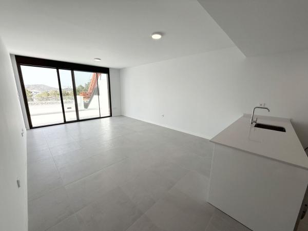 Duplex en venta en Dúplex en Avenida Costa Blanca s/n, Balcón de Finestrat-Terra Marina, Finestrat, Finestrat thumbnail 1