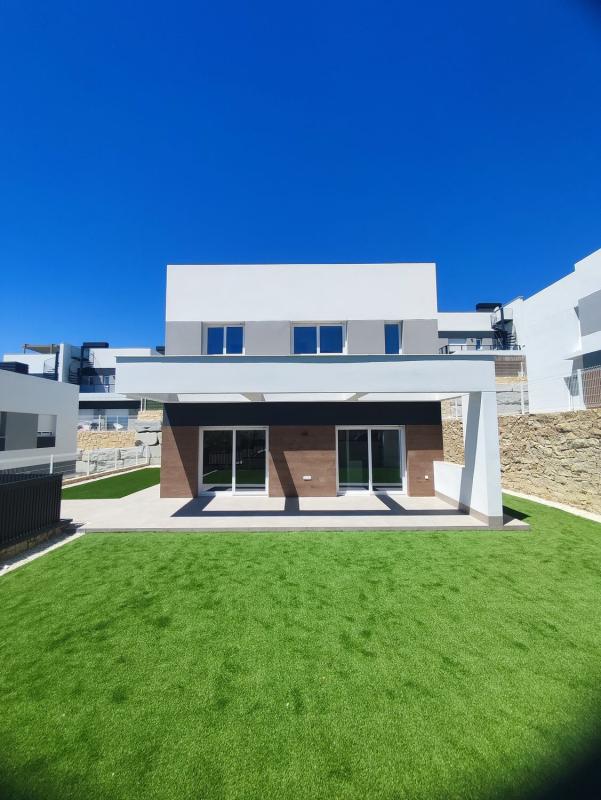 Properties for sale and rent in Spain photo 4