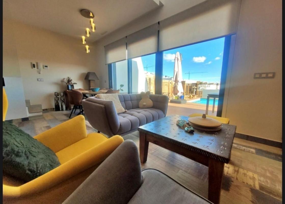 Properties for sale and rent in Spain photo 3