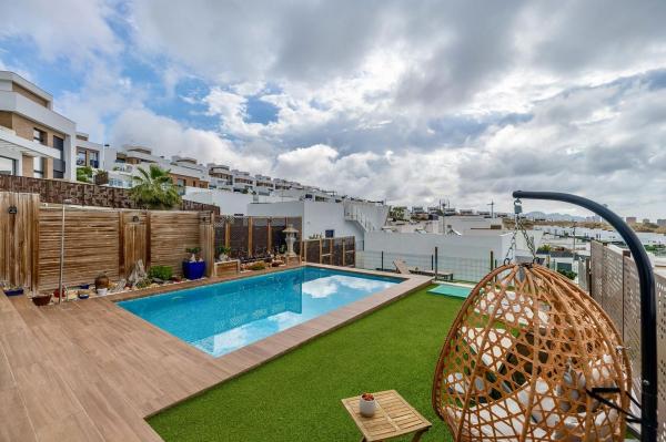Chalet adosado en Calle de Brasil, Balcón de Finestrat-Terra Marina, Finestrat thumbnail 2
