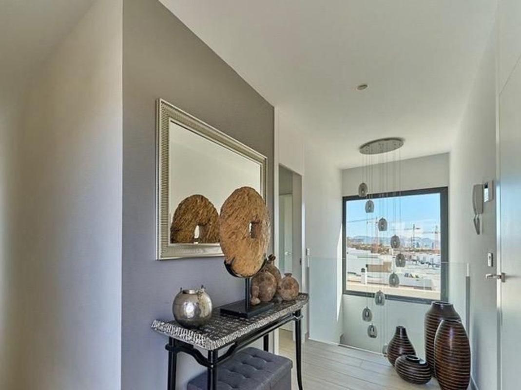 Properties for sale and rent in Spain photo 2