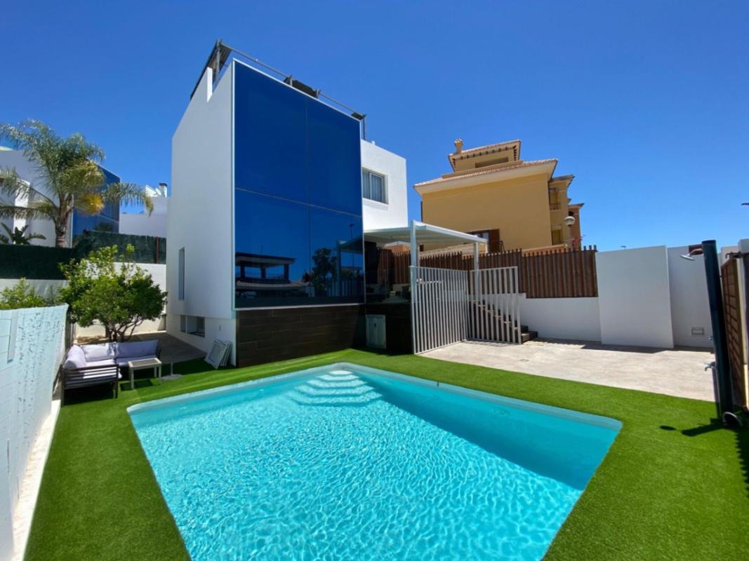 Properties for sale and rent in Spain photo 1