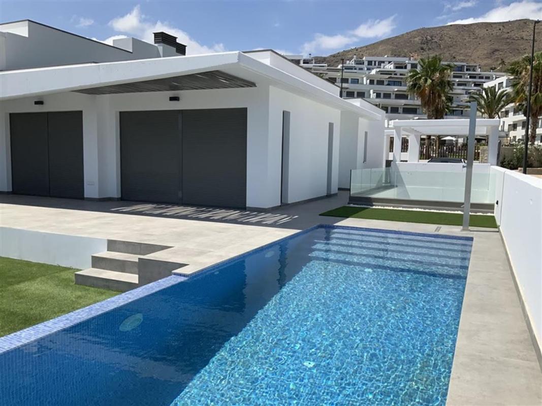 Properties for sale and rent in Spain photo 1
