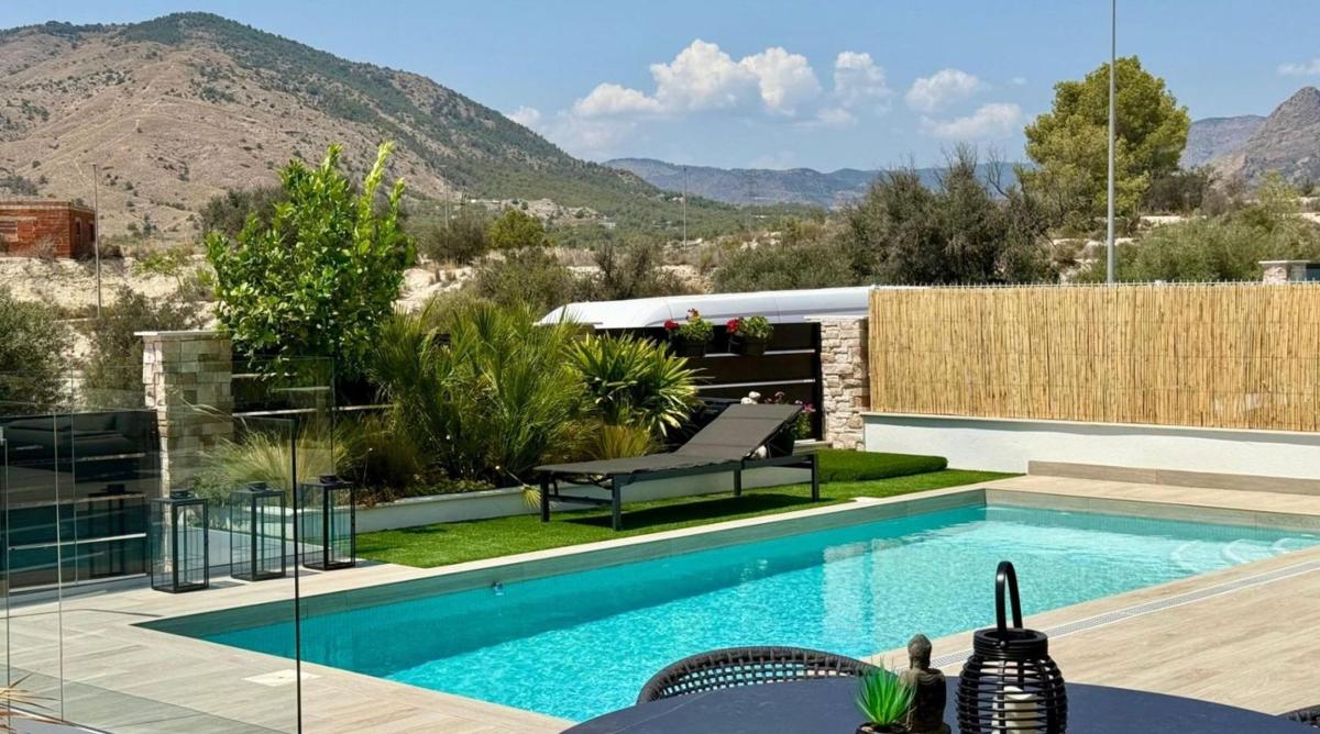 Venta de chalet independiente en Casa o chalet en Balcón de Finestrat-Terra Marina, Finestrat, Finestrat
 photo 2