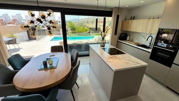 Casa o chalet independiente en Balcón de Finestrat-Terra Marina, Finestrat thumbnail 2