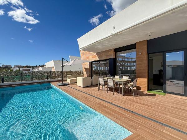 Casa o chalet independiente en Calle d'Equador, Balcón de Finestrat-Terra Marina, Finestrat thumbnail 1