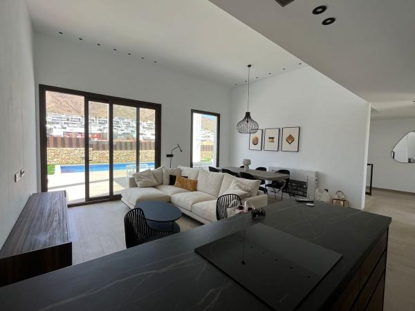 Casa o chalet independiente en Balcón de Finestrat-Terra Marina, Finestrat thumbnail 2