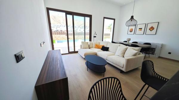 Casa o chalet independiente en Calle d'Equador, Balcón de Finestrat-Terra Marina, Finestrat thumbnail 1