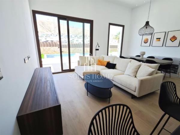 Casa o chalet independiente en Calle d'Equador, Balcón de Finestrat-Terra Marina, Finestrat photo 4