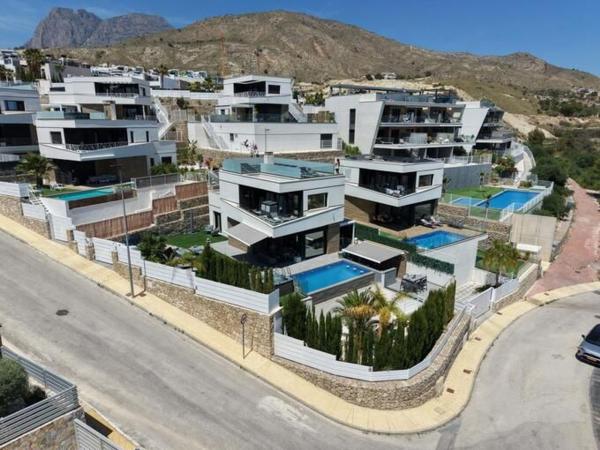 Casa o chalet independiente en Calle Cáceres, Balcón de Finestrat-Terra Marina, Finestrat thumbnail 1