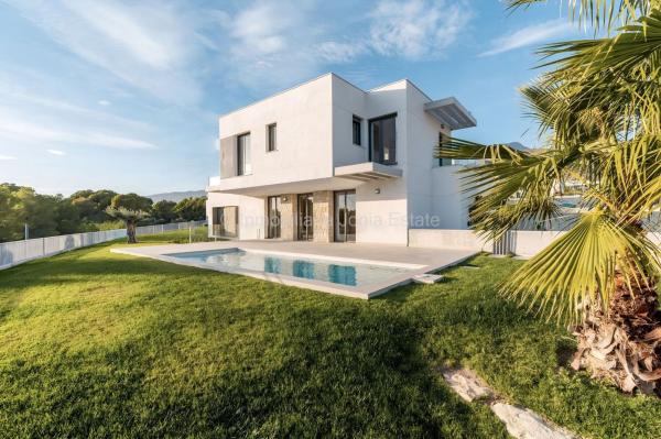Частный шале на продаже в  Casa o chalet en Golf Bahía, Finestrat, Финестрат photo 4