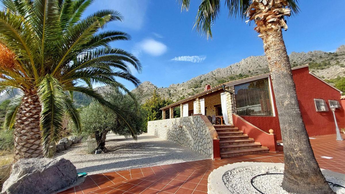 Properties for sale and rent in Spain photo 2