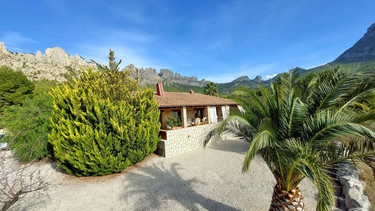 Properties for sale and rent in Spain photo 4