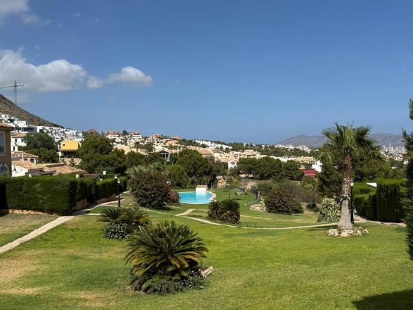 Chalet pareado en Calle Isla Gran Canaria, 18, Golf Bahía, Finestrat photo 3