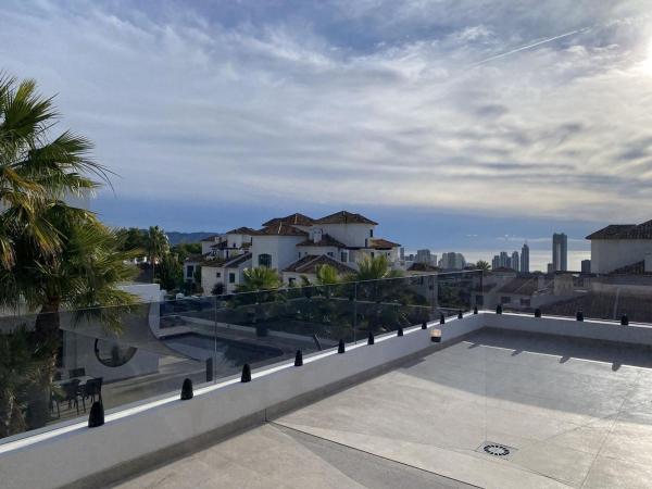 Casa o chalet independiente en Calle Londres, 50, Golf Bahía, Finestrat thumbnail 2