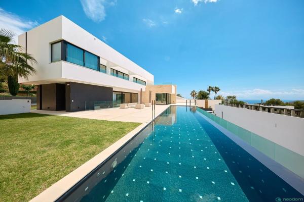 Chalet independiente en venta en Casa o chalet en Golf Bahía, Finestrat, Finestrat
thumbnail 1