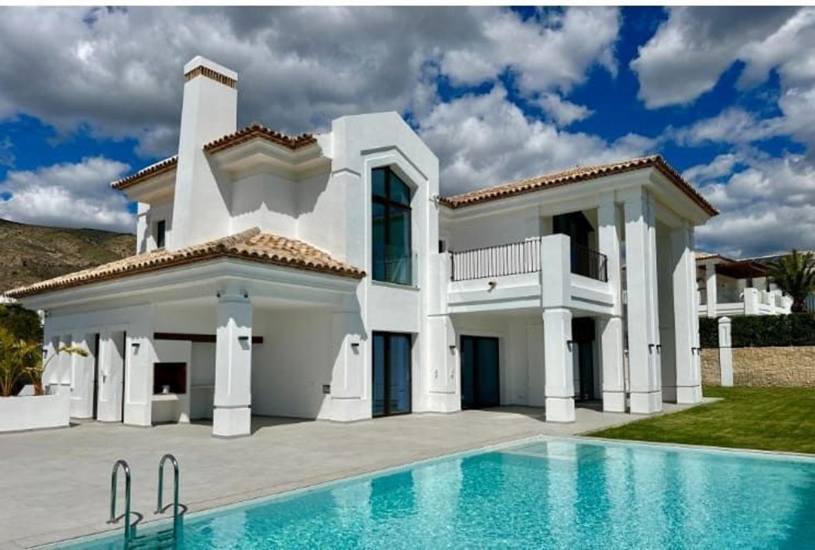 Propiedades en venta y alquiler en España photo 2