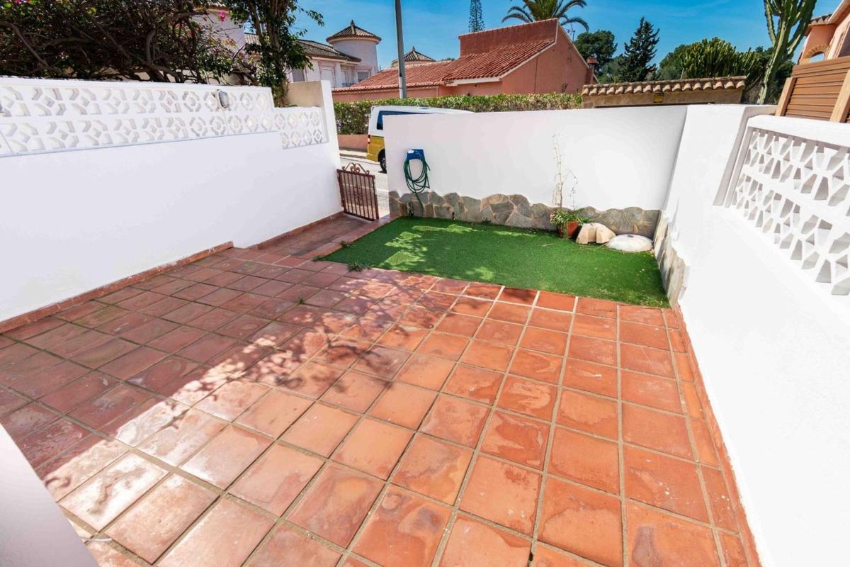 Venta de chalet adosado en Chalet adosado en L'Albir, Alfaz del Pi , Alfaz del Pi photo 2
