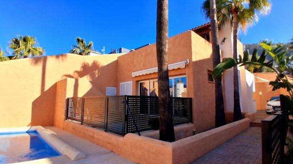 Chalet independiente en venta en Casa o chalet en L'Albir, Alfaz del Pi, Alfaz del Pi
 photo 1