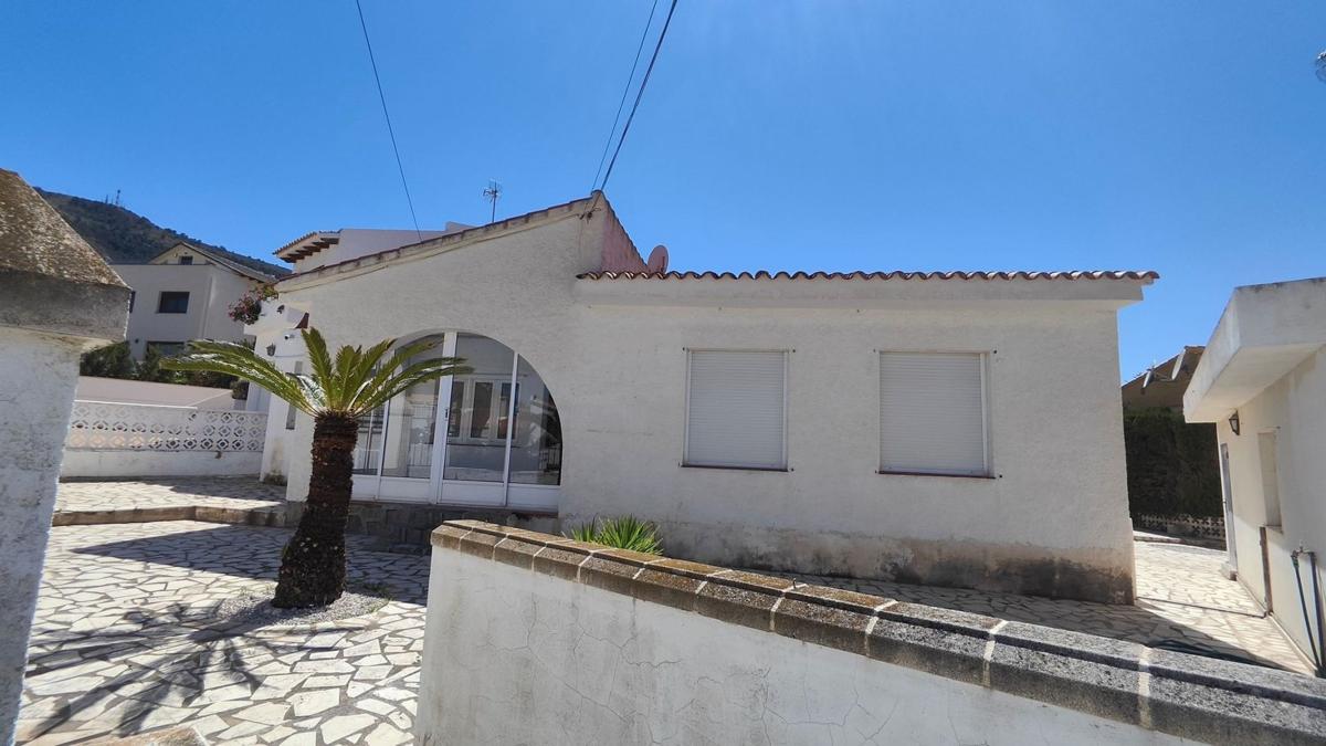 Propiedades en venta y alquiler en España photo 1